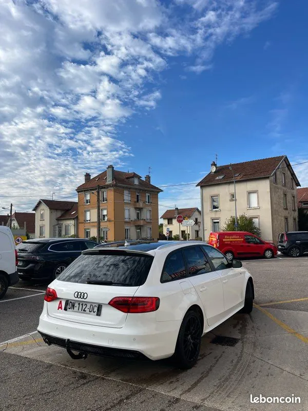 Audi A4 2015 photo 2