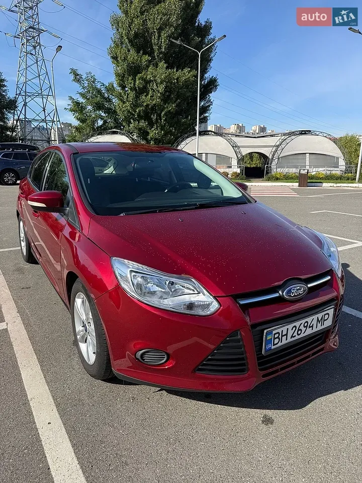 Ford Focus 2013 photo 2