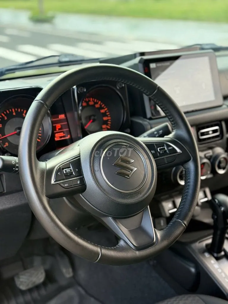 Suzuki Jimny 2024 photo 5