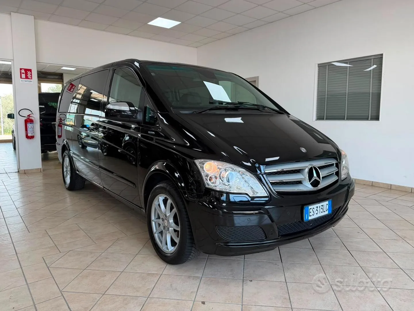 Mercedes-Benz Viano 2013 photo 3