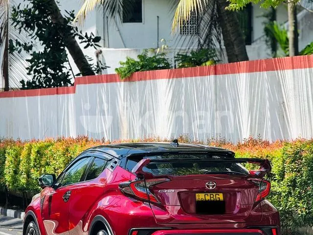 Toyota Chr 2018 photo 5