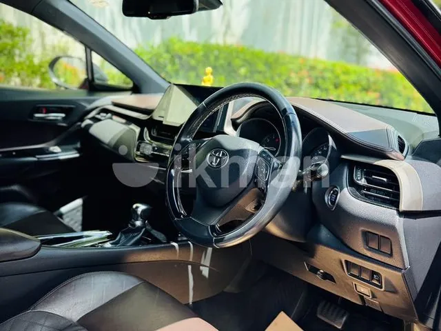Toyota Chr 2018 photo 3