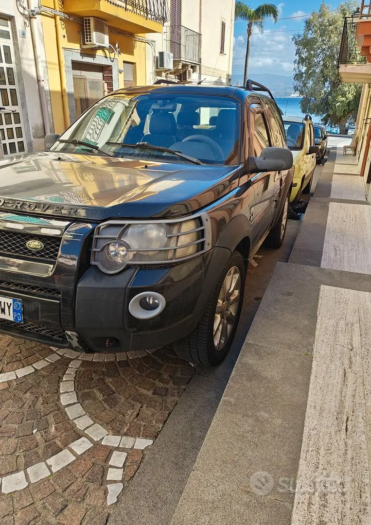 Land Rover Freelander 2005 photo 4