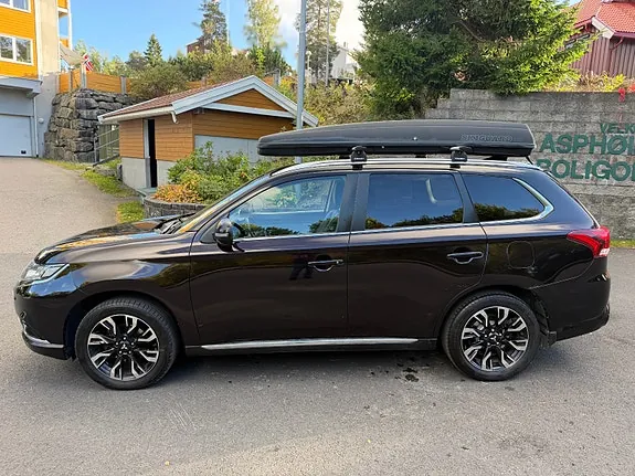 Mitsubishi Outlander 2015 photo 2