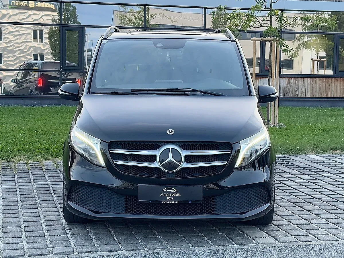 Mercedes-Benz V-Class 2022 photo 2