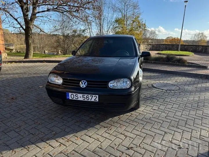 Volkswagen Golf 4 1998 photo 2