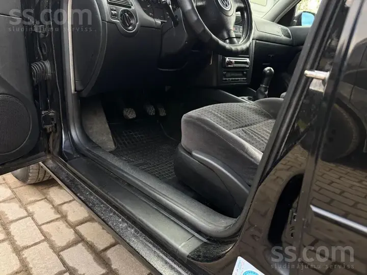Volkswagen Golf 4 1998 photo 4