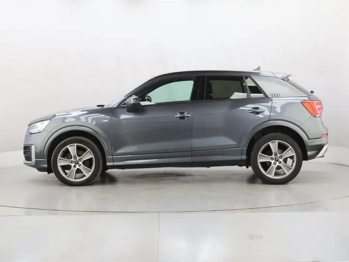 Audi Q2 2017 photo 5