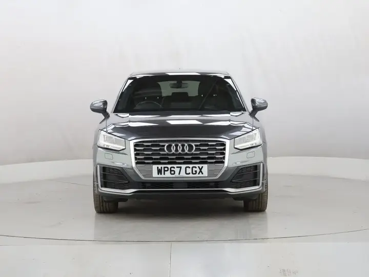 Audi Q2 2017 photo 2