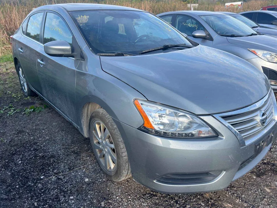 Nissan Sentra 2014 photo 2