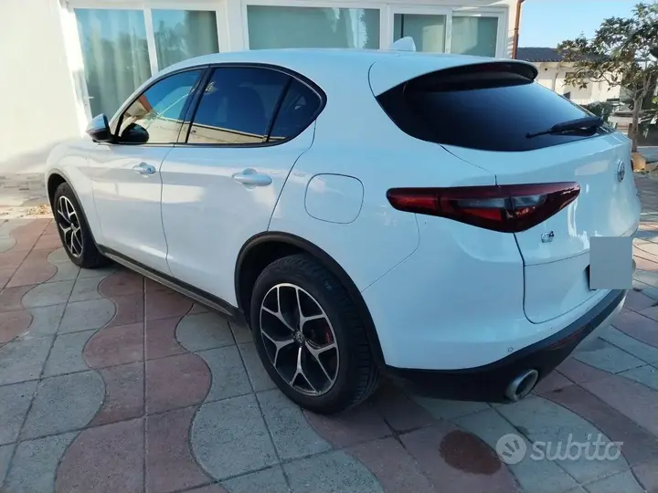 Alfa Romeo Stelvio 2019 photo 3