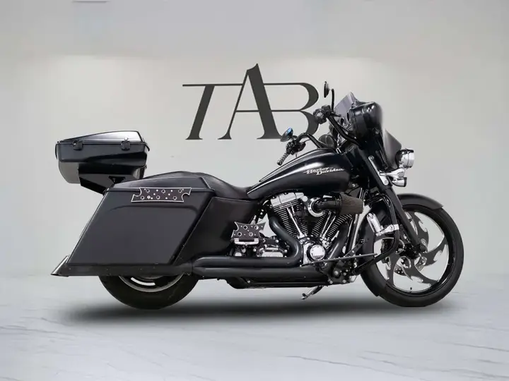 Harley-Davidson Street Glide 2010 photo 3
