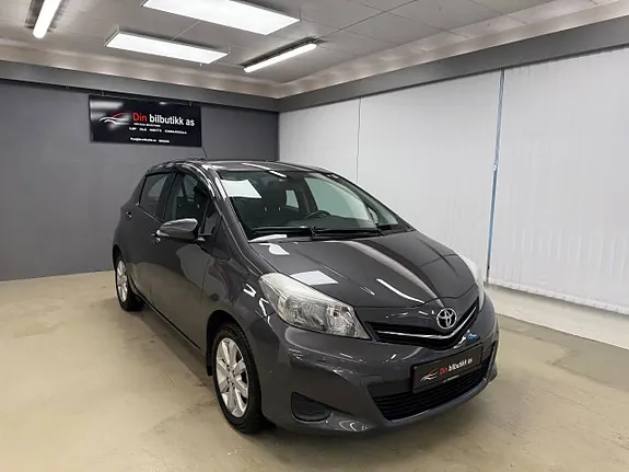 Toyota Yaris 2012 photo 5