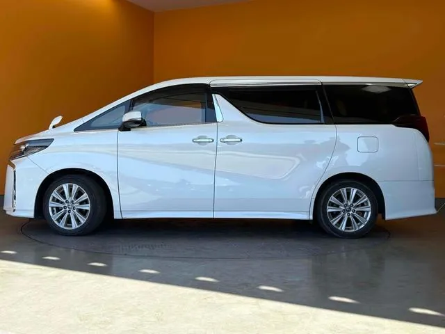 Toyota Alphard 2020 photo 3