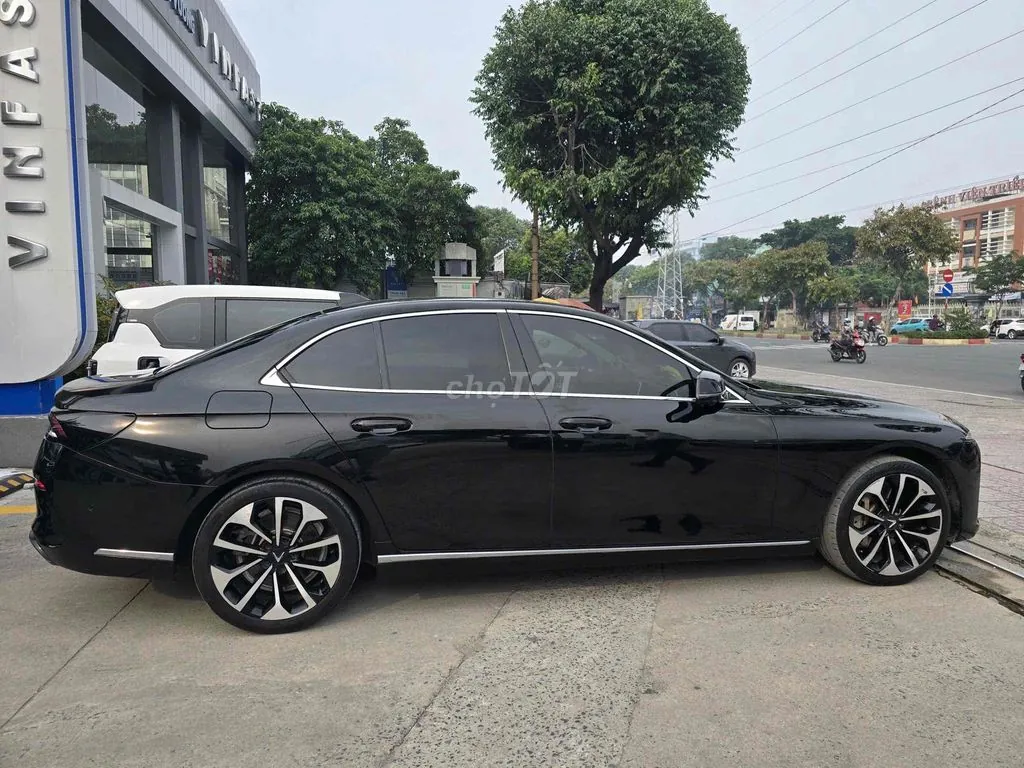 Vinfast Lux A2.0 2020 photo 3