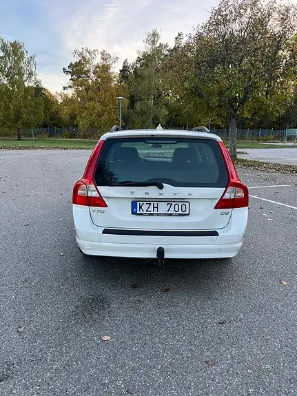 Volvo V70 2011 photo 3