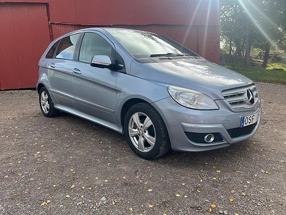 Mercedes-Benz B170 2009 photo 4