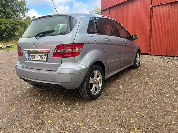 Mercedes-Benz B170 2009 photo 3