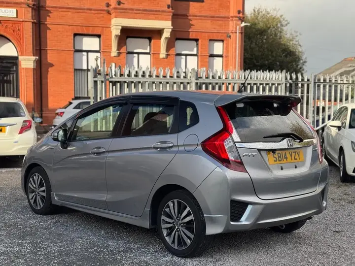 Honda Jazz 2014 photo 3