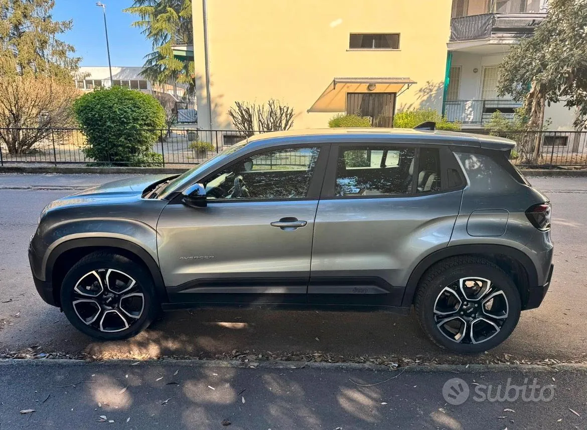 Jeep Avenger 2024 photo 2