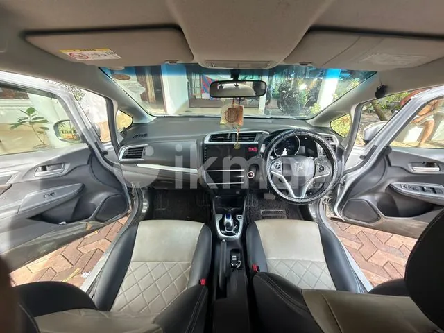 Honda Fit 2016 photo 3
