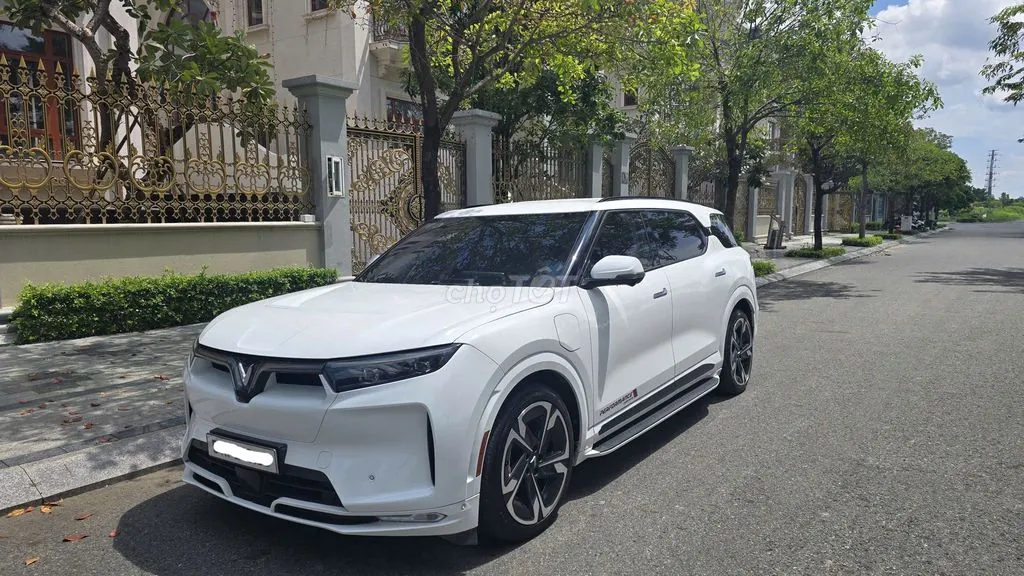 Vinfast Vf9