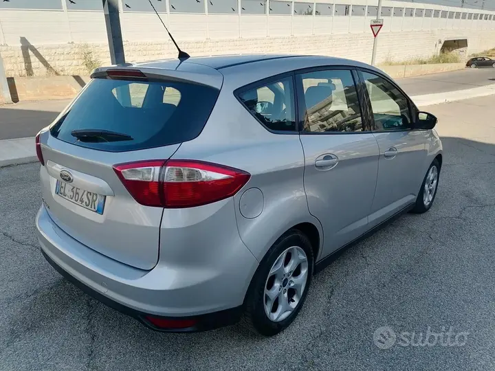 Ford C-Max 2012 photo 4