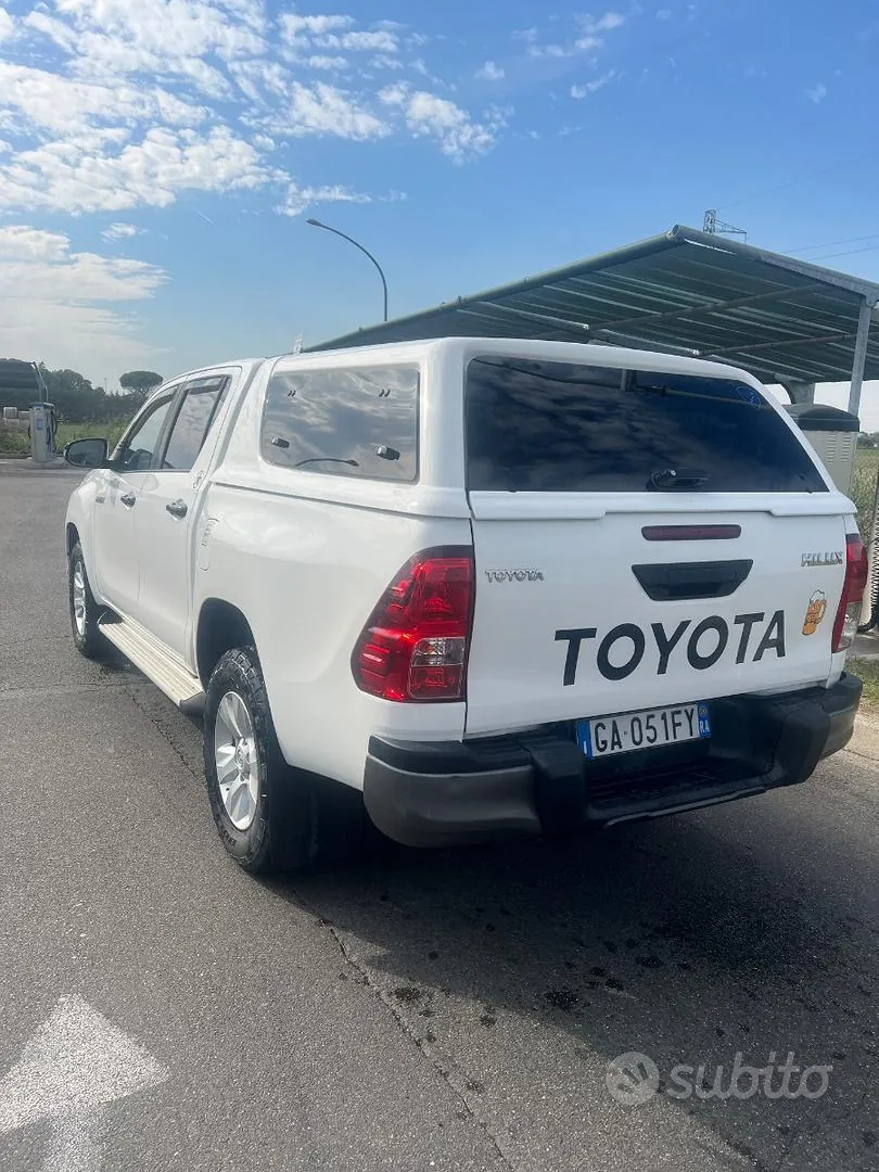 Toyota Hilux 2020 photo 5