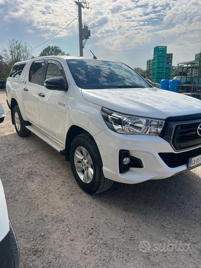 Toyota Hilux