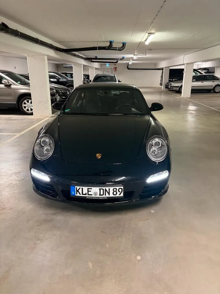 Porsche 911 Carrera 997.2