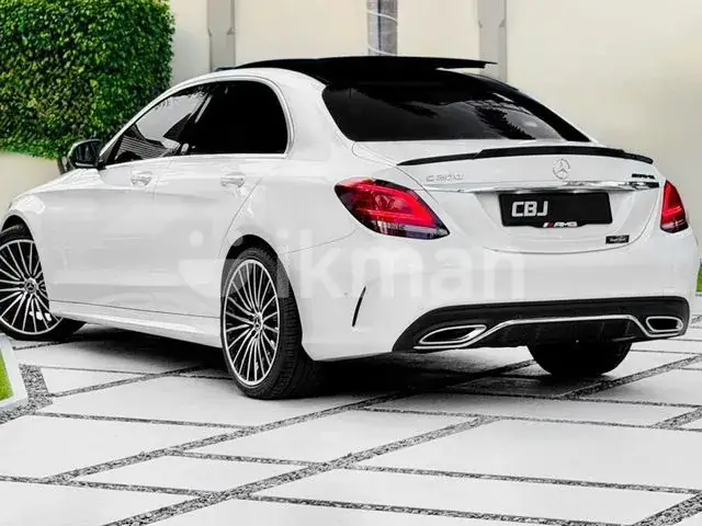 Mercedes-Benz C200 2019 photo 2