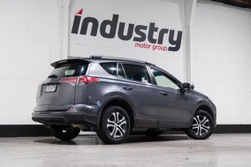 Toyota Rav4 2018 photo 3