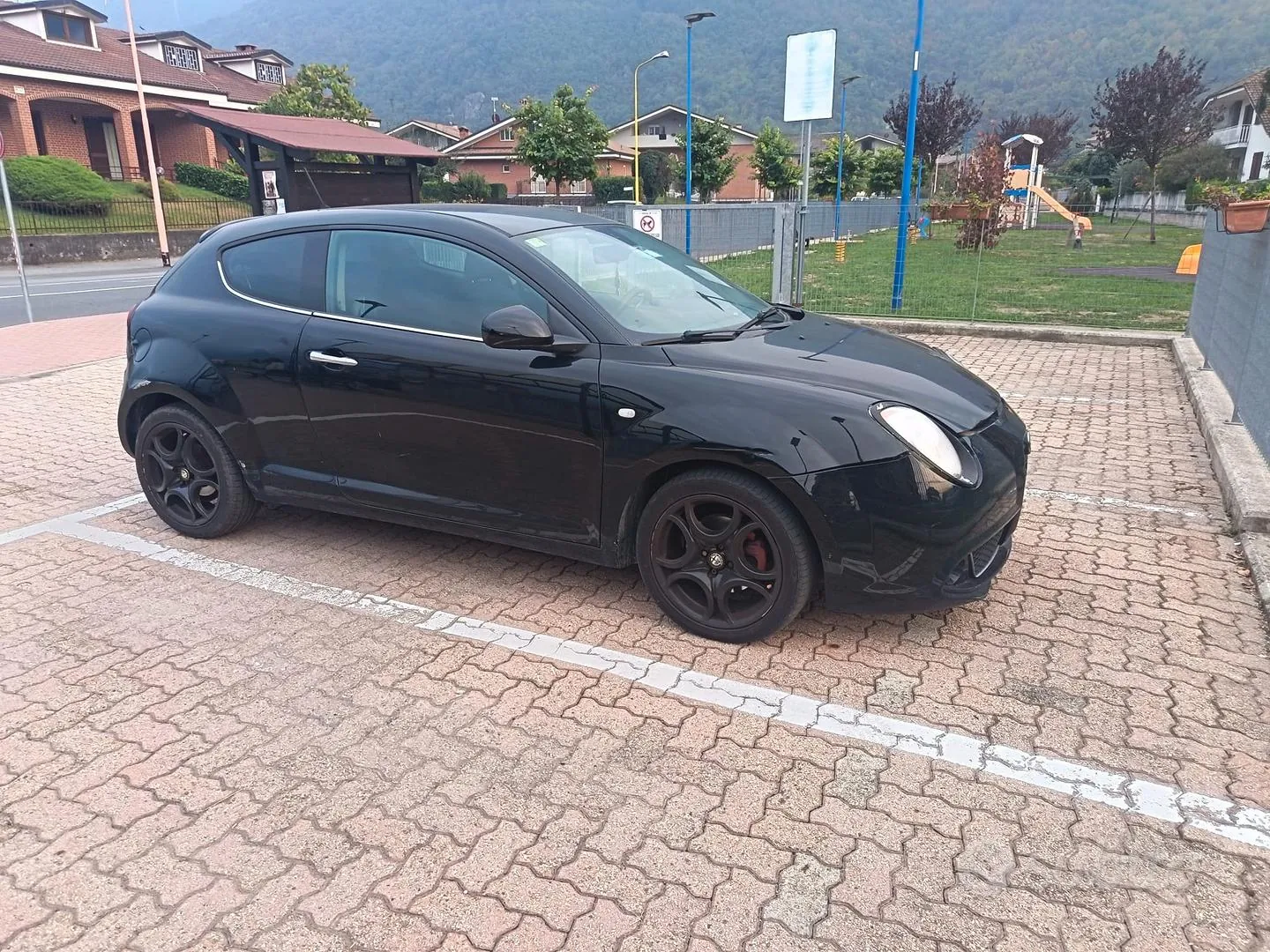Alfa Romeo Mito 2010 photo 5