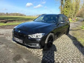 BMW 318I