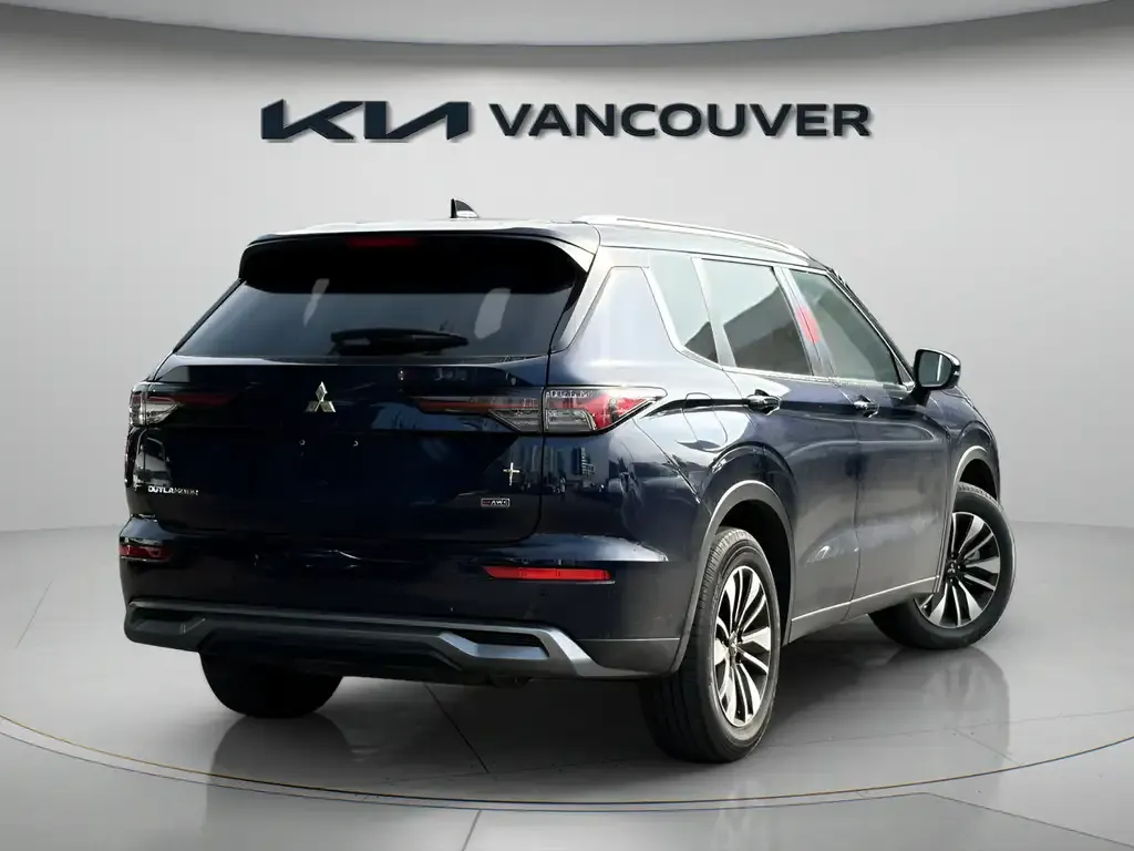 Mitsubishi Outlander 2025 photo 4