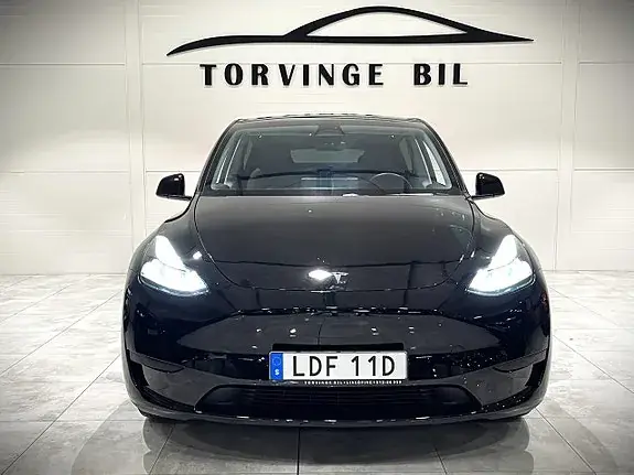 Tesla Model Y 2023 photo 4