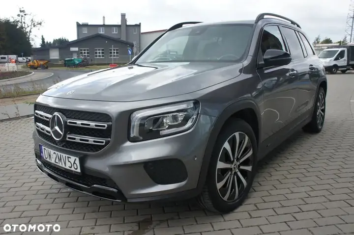 Mercedes-Benz Glb
