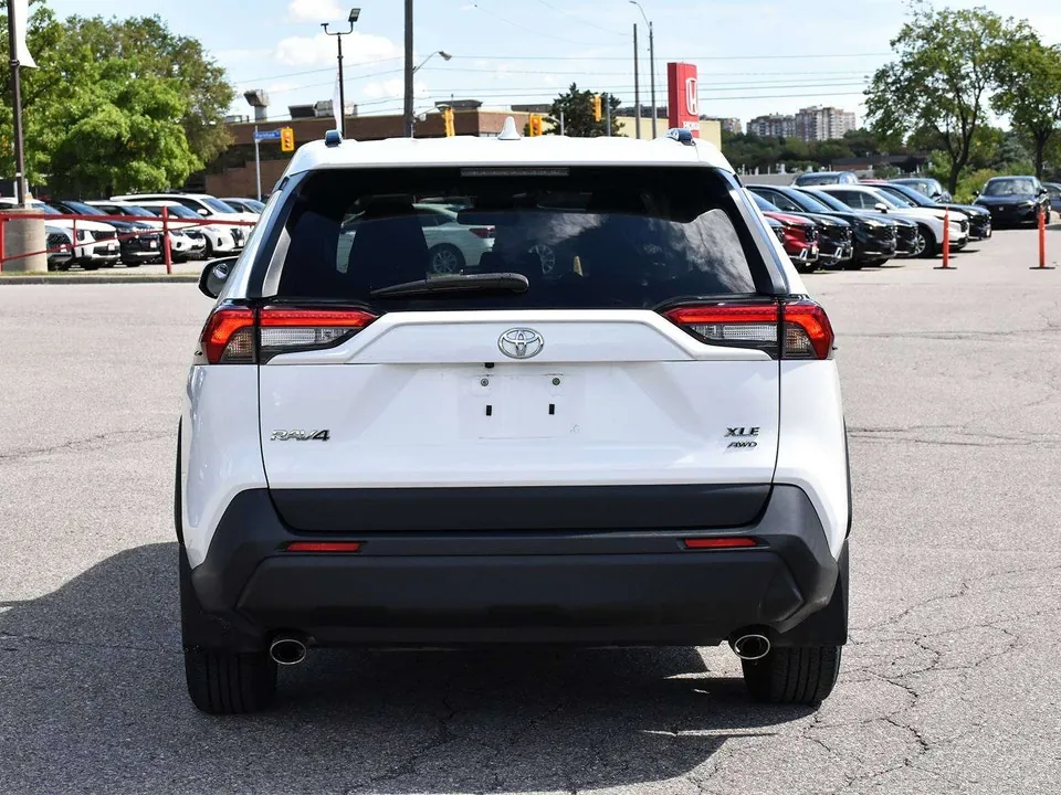 Toyota Rav4 2023 photo 5