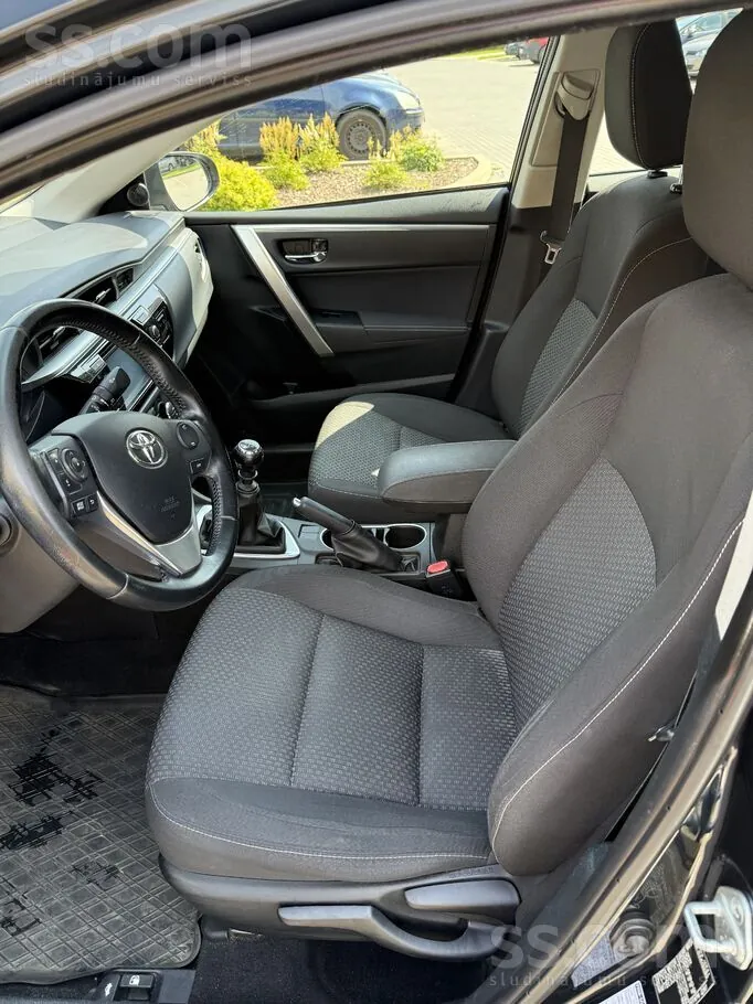 Toyota Corolla 2015 photo 3