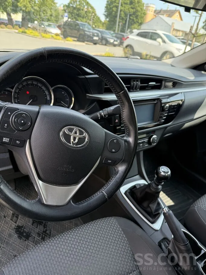Toyota Corolla 2015 photo 5