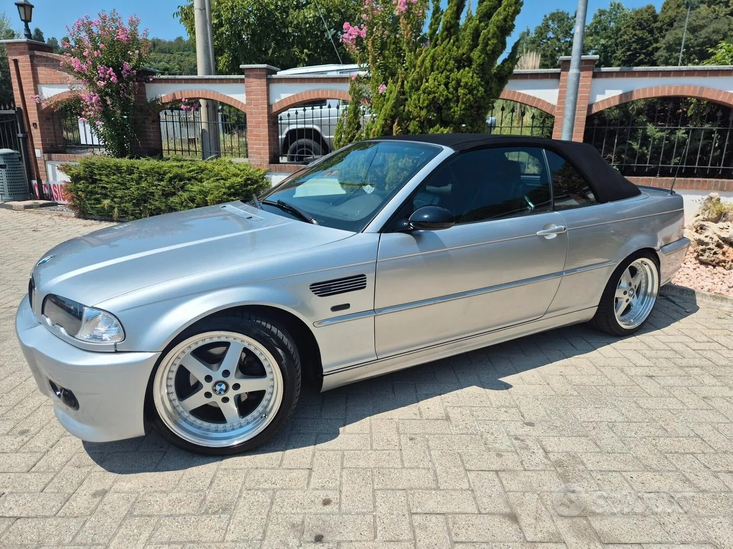 BMW 3 Series 2003 photo 2