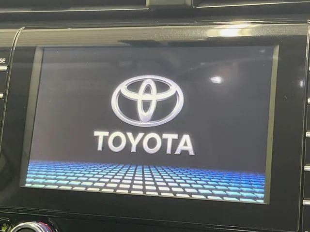 Toyota Camry 2019 photo 4