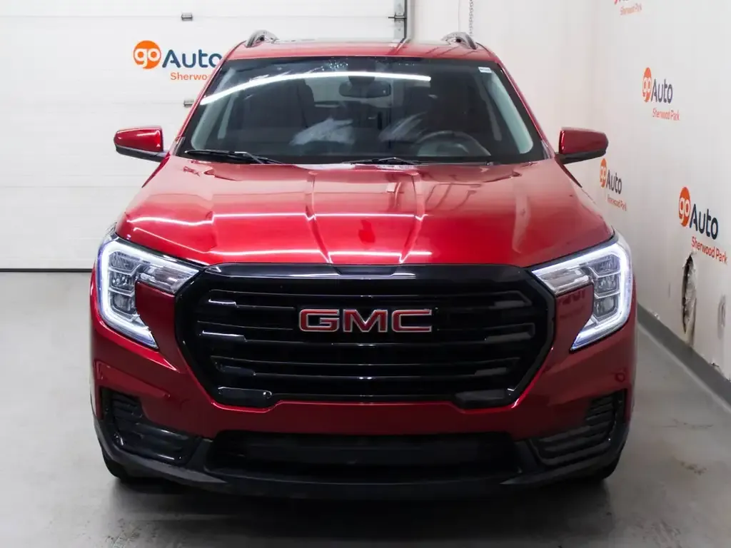 GMC Terrain 2022 photo 2