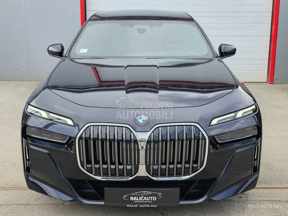 BMW 740 2023 photo 3