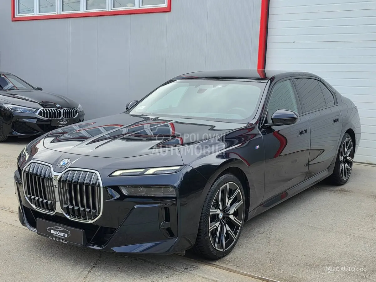 BMW 740