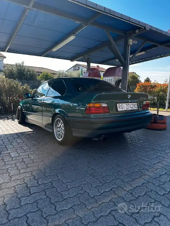 BMW E36 1992 photo 4