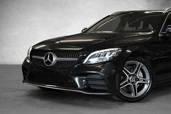Mercedes-Benz C300 2020 photo 2