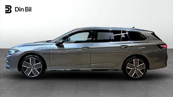 Volkswagen Passat 2026 photo 2