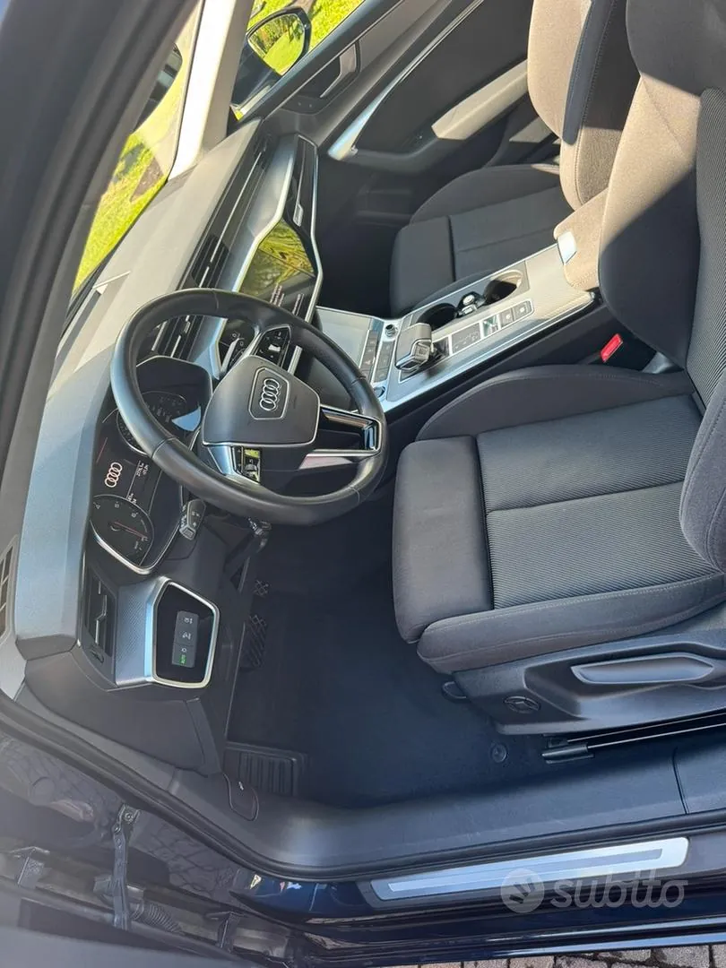 Audi A6 2022 photo 2