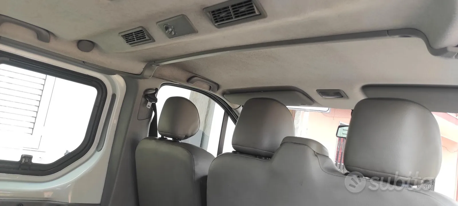 Opel Vivaro 2009 photo 5